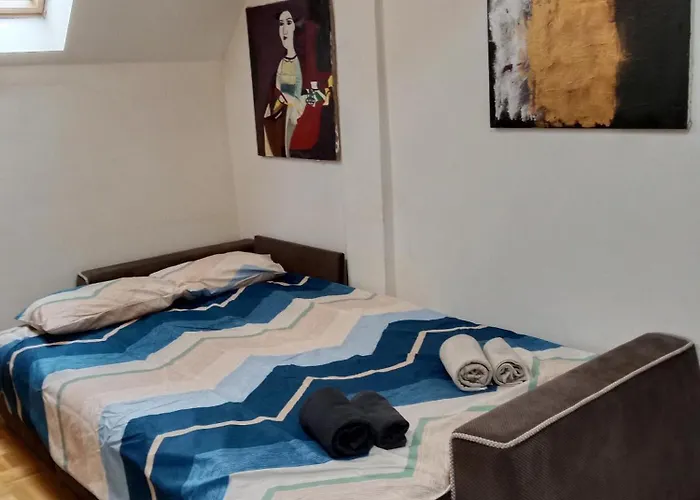 East Gate Apartment Studio